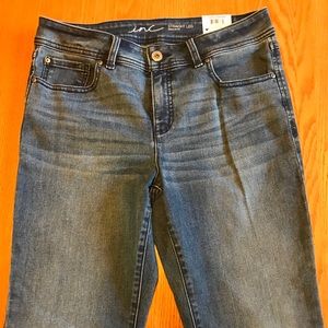 Size 8 women’s straight leg jeans